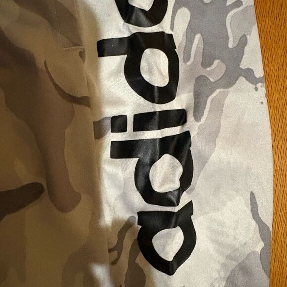 Adidas Men's White and Gray Camo Athletic Shorts - Picture 4 of 5